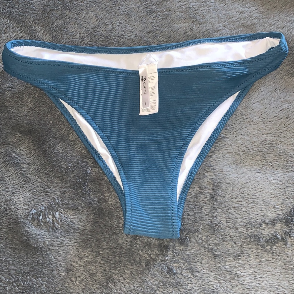 CUPSHE SMALL BOTTOMS